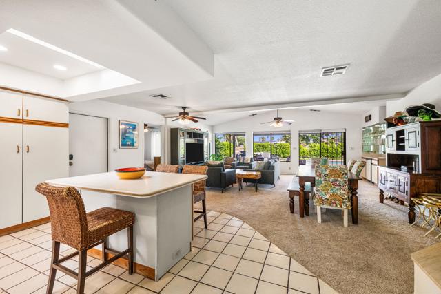 42905 Texas Avenue, Palm Desert CA: https://media.crmls.org/mediaz/f78bc564-10a5-4dc8-92ad-de79b1923387.jpg