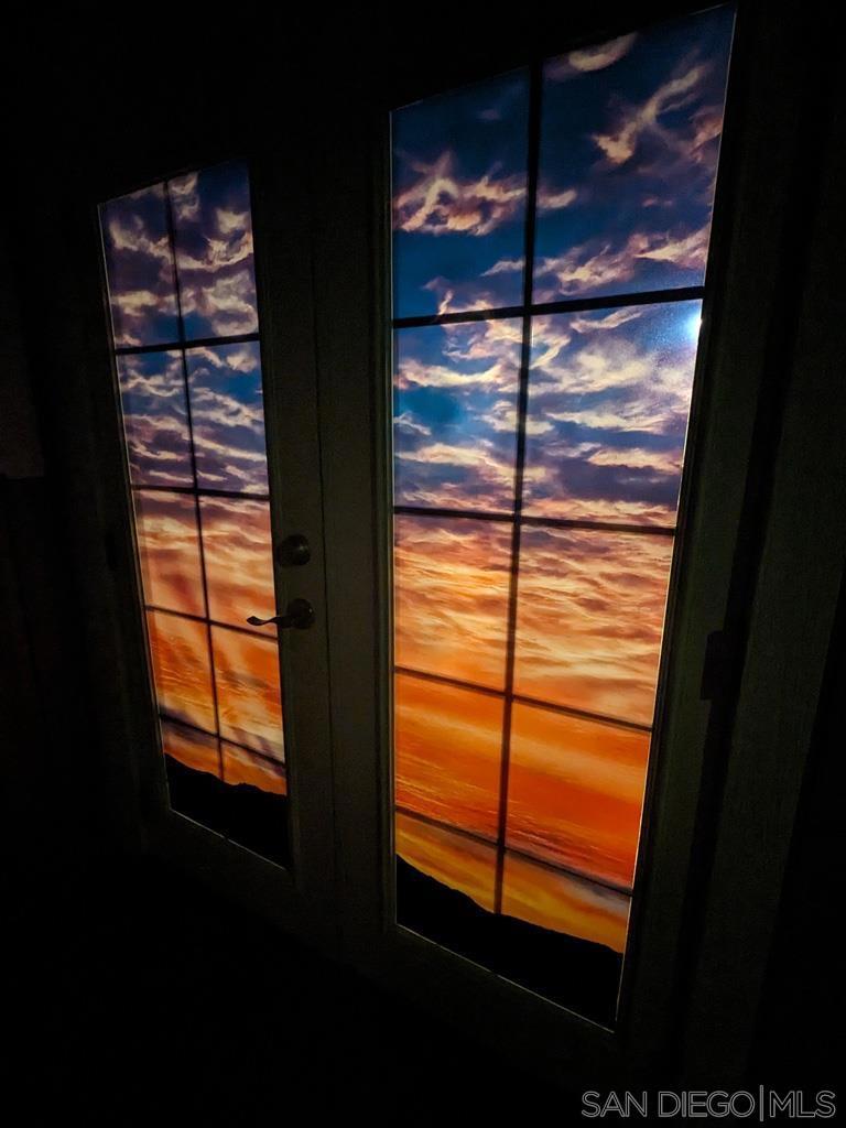 https://media.crmls.org/mediaz/f78cb5bb-a688-470e-9d9f-60ae1abd528b.jpg?preset=X-Large
