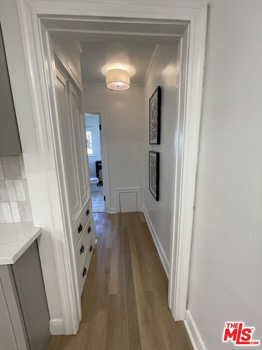 1086 West Boulevard, Los Angeles CA: https://media.crmls.org/mediaz/f78d01f9-02b4-4187-b49a-f202419d9f6e.jpg
