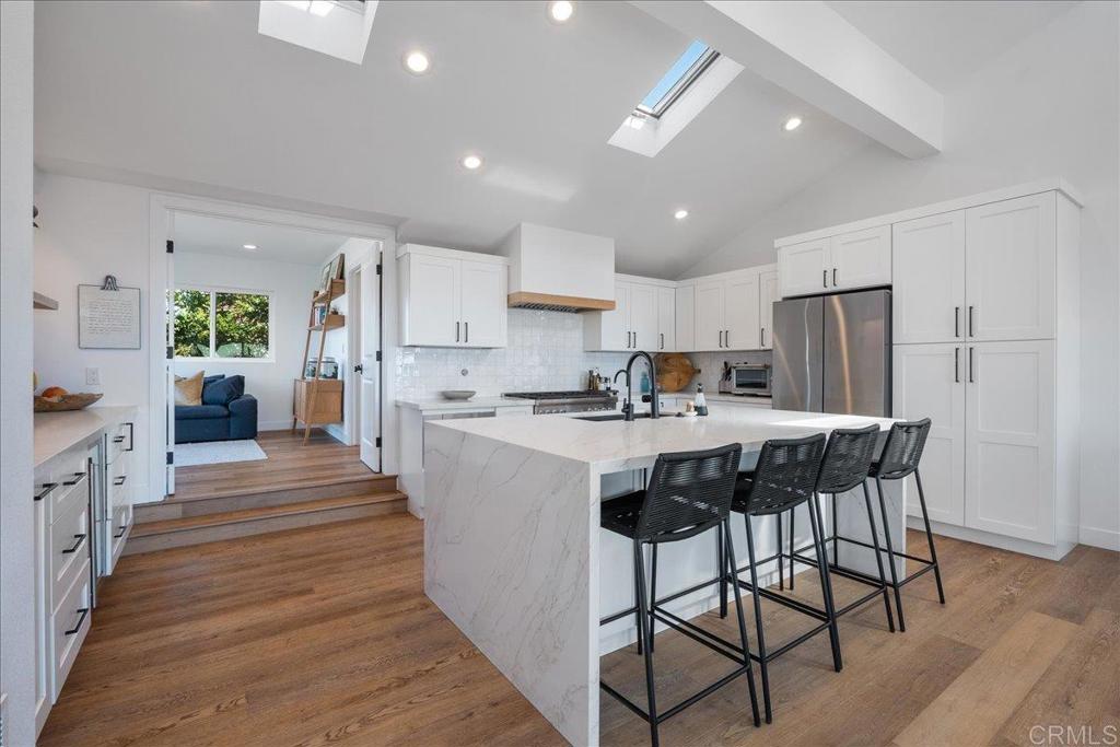 1875 Parliament Drive - photo 16
