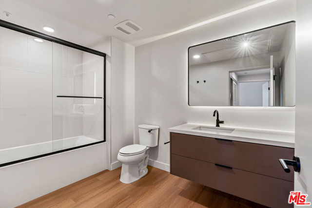 10601 Washington Boulevard, Culver City CA: https://media.crmls.org/mediaz/f78f07a1-8526-4a8b-9d5e-588da32166cc.jpg