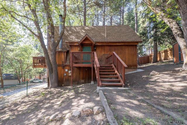 Detail Gallery Image 4 of 40 For 31450 Oceanview Drive, Running Springs,  CA 92382 - 3 Beds | 2 Baths