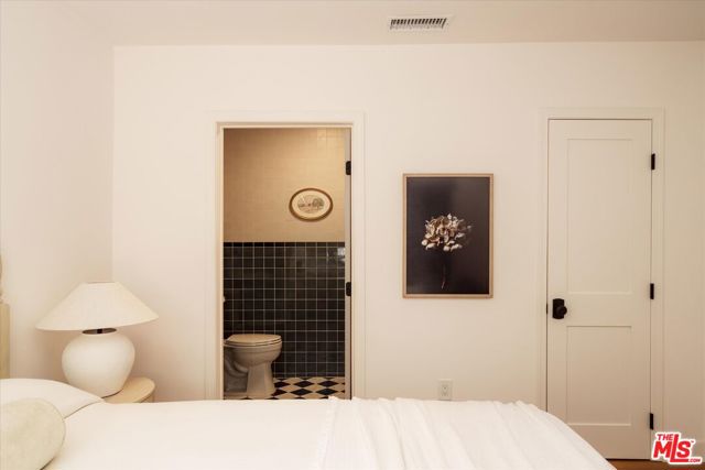 5031 Townsend Avenue, Los Angeles CA: https://media.crmls.org/mediaz/f78fefd3-732f-4104-b8f7-65025e51e7e5.jpg