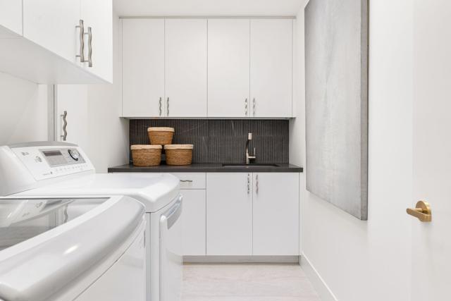 9 Regency Drive, Rancho Mirage CA: https://media.crmls.org/mediaz/f7925f9c-095a-4071-8aad-2c4101dc04b4.jpg