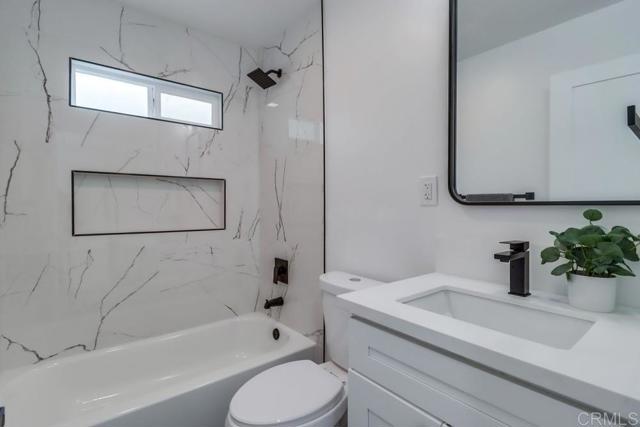 Image 16 of 26 For 759 Delaware Street