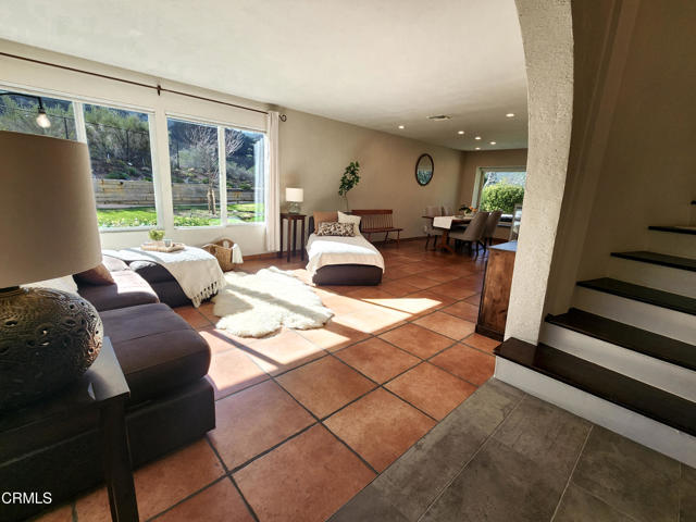 Detail Gallery Image 4 of 26 For 548 Live Oak Circle Dr, Calabasas,  CA 91302 - 5 Beds | 3 Baths