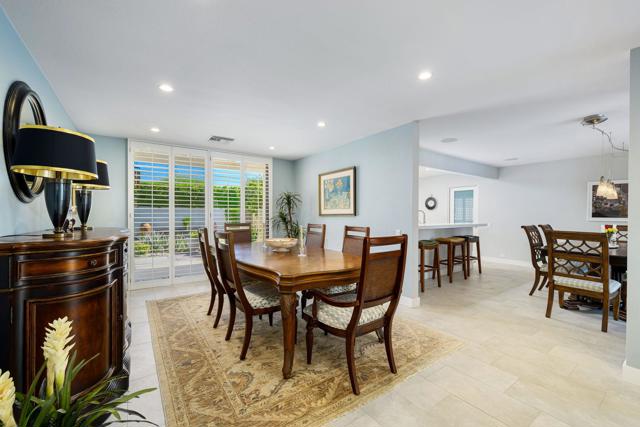 66 Dartmouth Drive, Rancho Mirage CA: https://media.crmls.org/mediaz/f79646b8-4781-4f49-af7e-1522491d6296.jpg