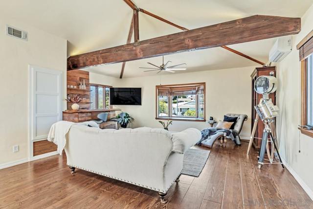 5141 Dorman Dr, San Diego CA: https://media.crmls.org/mediaz/f796e721-9db0-4643-96f3-25d8f58b6542.jpg