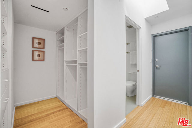 1220 N Orange Grove Avenue, West Hollywood CA: https://media.crmls.org/mediaz/f79737c0-c66e-430f-af61-0d795f93b39b.jpg