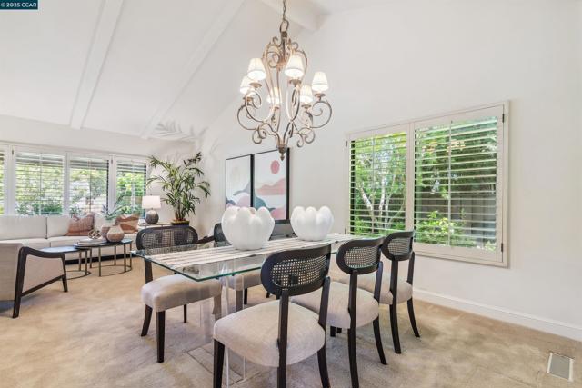 924 Cheyenne Dr, Walnut Creek CA: https://media.crmls.org/mediaz/f797a3a3-6470-482d-ab10-f629a2e56e72.jpg