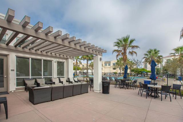 5211 Beachfront Cove, San Diego CA: https://media.crmls.org/mediaz/f798da15-25d6-4bf2-a09e-6588e4f70ecc.jpg
