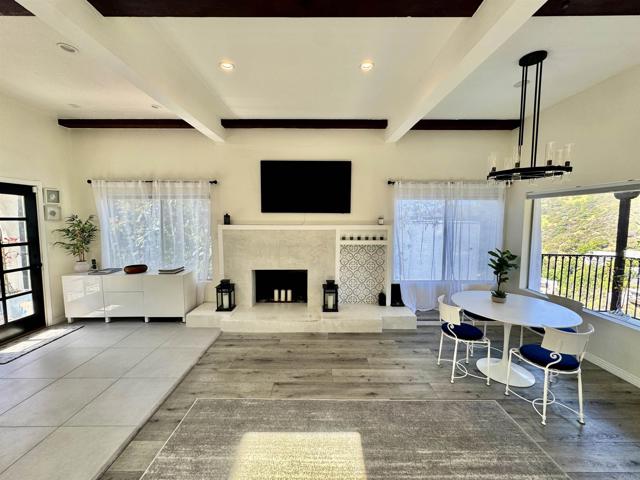 Detail Gallery Image 20 of 34 For 1923 Sunset Plaza Drive Dr, West Hollywood,  CA 90069 - 3 Beds | 3 Baths