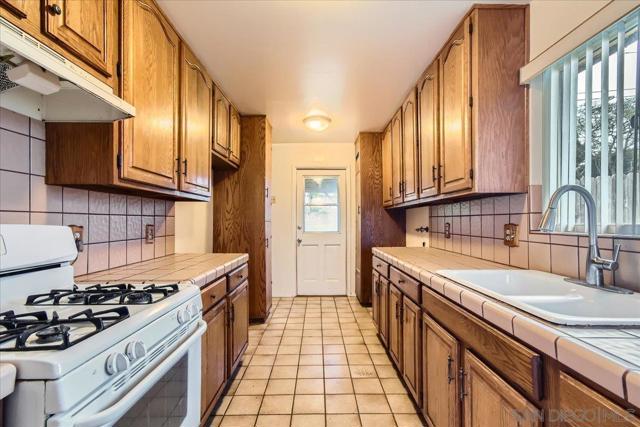 3703 Budd Street, San Diego CA: https://media.crmls.org/mediaz/f7997ab3-0b5a-4022-9d21-c7902b8c3491.jpg