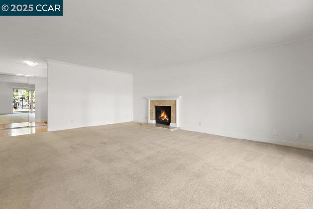 1617 Ptarmigan Dr, Walnut Creek CA: https://media.crmls.org/mediaz/f7999778-1f79-4f52-ad20-21c0bcc63efe.jpg