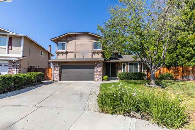 1445 Mellissa Cir, Antioch CA: https://media.crmls.org/mediaz/f799e62b-cc65-4273-9fb1-a56ce1a62b26.jpg