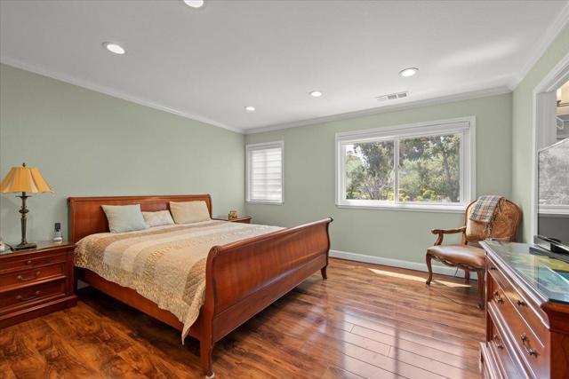 105 Calle Nivel, Los Gatos CA: https://media.crmls.org/mediaz/f79a676b-7763-4b0d-9820-f525f5f66258.jpg