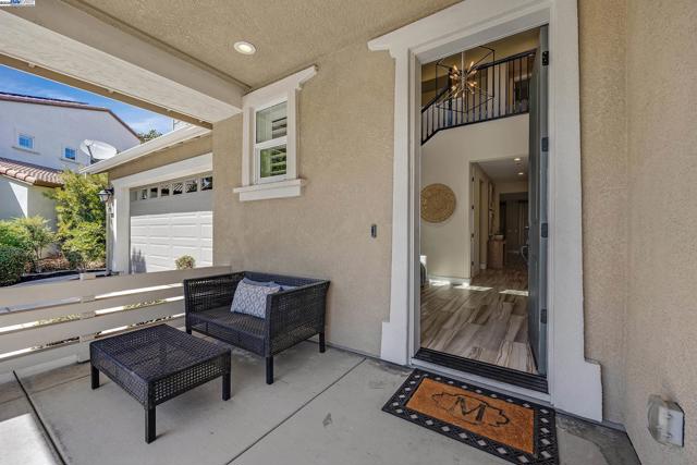 3838 Santa Fe Lane, Tracy CA: https://media.crmls.org/mediaz/f79b940d-a154-4b6a-ac57-65026173a370.jpg