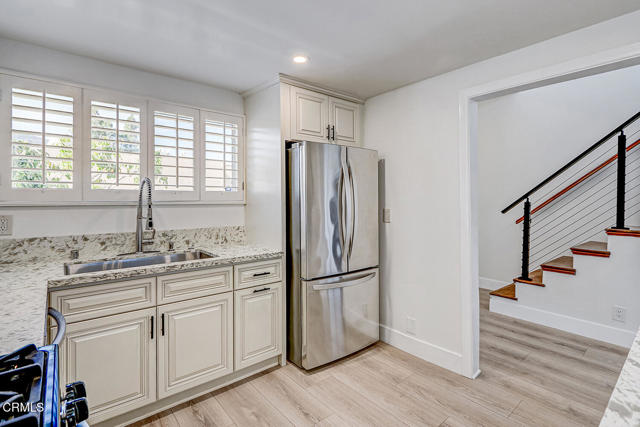 Detail Gallery Image 15 of 48 For 2905 Montrose Ave #610,  La Crescenta,  CA 91214 - 3 Beds | 3 Baths