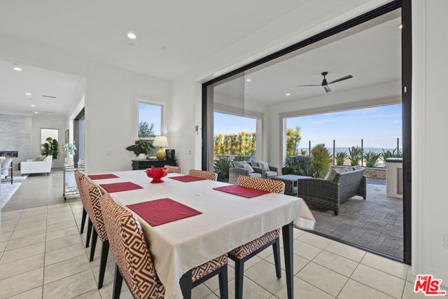 20162 W Cromwell Way, Porter Ranch CA: https://media.crmls.org/mediaz/f79e3b79-a9bf-4617-a452-cd769b61b641.jpg