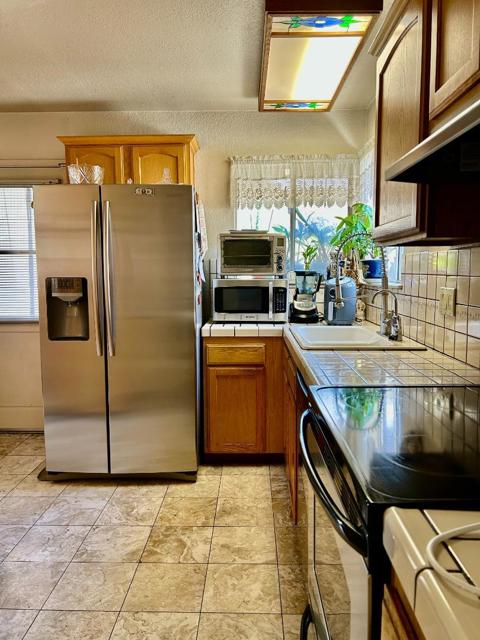 2071 Sunset View Place, San Jose CA: https://media.crmls.org/mediaz/f79e6adc-0768-451e-802f-6793de2d8bc6.jpg