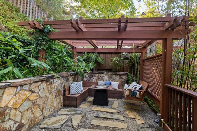 2851 San Juan Boulevard, Belmont CA: https://media.crmls.org/mediaz/f79f2ab1-48bc-4686-833d-df31a620aae2.jpg