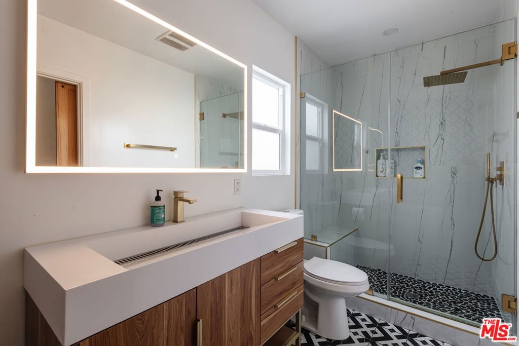 F79F5C5A Af8F 438B 8Ba7 54563D7Ed4B5 2422 W 77Th Street, Inglewood, Ca 90305 &Lt;Span Style='BackgroundColor:transparent;Padding:0Px;'&Gt; &Lt;Small&Gt; &Lt;I&Gt; &Lt;/I&Gt; &Lt;/Small&Gt;&Lt;/Span&Gt;