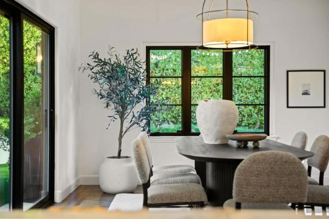 670 Edgewood Road, San Mateo CA: https://media.crmls.org/mediaz/f79f79eb-8f48-40f8-9630-654d0b4b857f.jpg