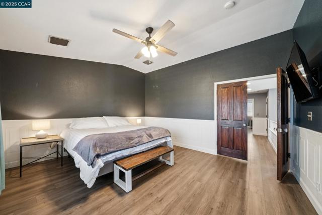4813 Carrington Dr, Oakley CA: https://media.crmls.org/mediaz/f7a0044c-e96b-43f2-9f87-01b07eeebcfe.jpg