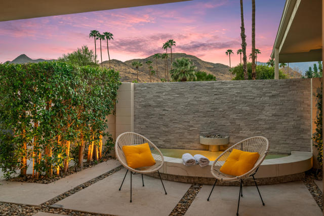 260 Desert Lakes Drive, Palm Springs, CA 92264