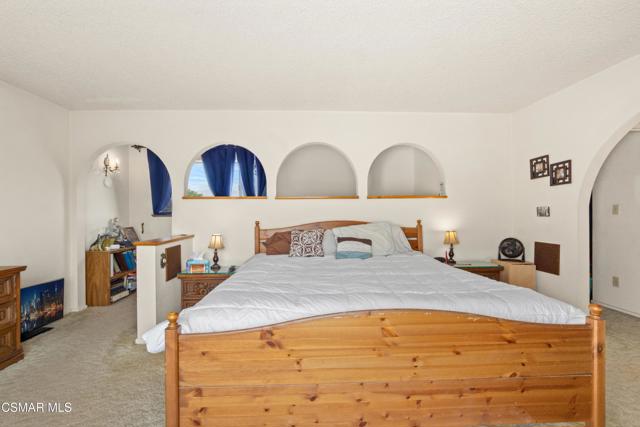 1137 Los Serenos Drive, Fillmore CA: https://media.crmls.org/mediaz/f7a088ad-f15c-4902-9a45-708e37167f79.jpg
