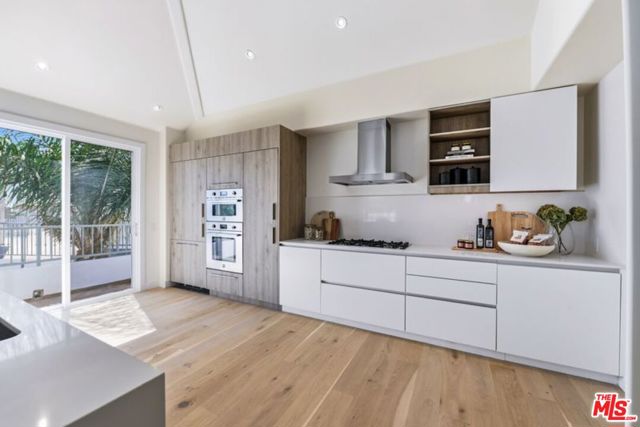 6487 Cavalleri Road, Malibu CA: https://media.crmls.org/mediaz/f7a0cc12-46c8-4462-8377-8ad17ac9c166.jpg