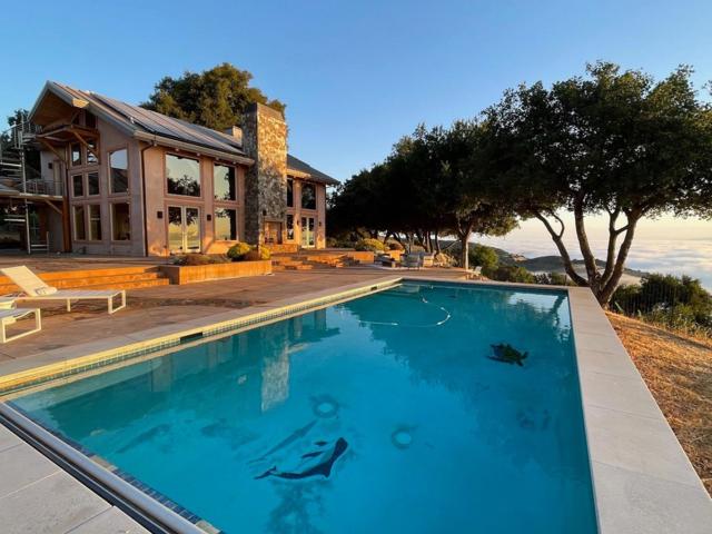 15060 Montebello Road, Cupertino CA: https://media.crmls.org/mediaz/f7a2a502-82fc-4361-ab65-4637b8a8ea68.jpg