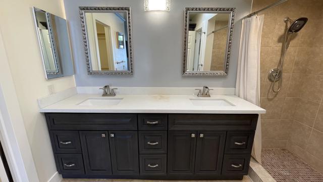 54925 Avenida Alvarado, La Quinta CA: https://media.crmls.org/mediaz/f7a2cde2-7803-4e2c-b4f1-d64c105457a7.jpg