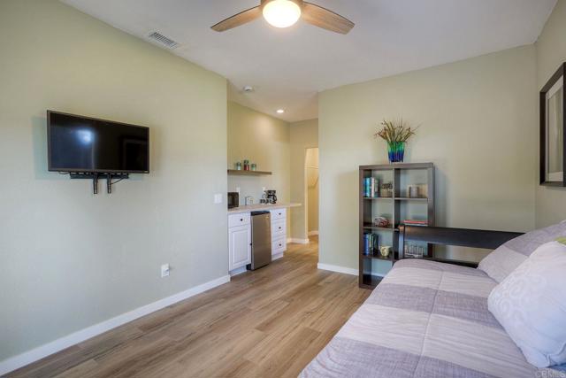 Detail Gallery Image 29 of 60 For 28242 Glenmeade Way, Escondido,  CA 92026 - 4 Beds | 3/1 Baths