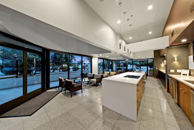 100 Harbor Dr, San Diego CA: https://media.crmls.org/mediaz/f7a447ee-3864-4e2a-b901-719f8fee54d4.jpg