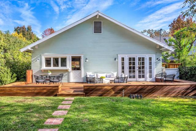 1403 N Orange Grove Avenue, West Hollywood CA: https://media.crmls.org/mediaz/f7a460b8-ed9a-45f8-8f64-97fe507ba594.jpg