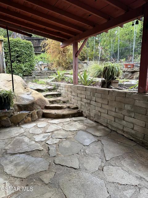 9301 Franklin, Chatsworth CA: https://media.crmls.org/mediaz/f7a59e19-12e9-4b09-a83a-c53c1178159c.jpg