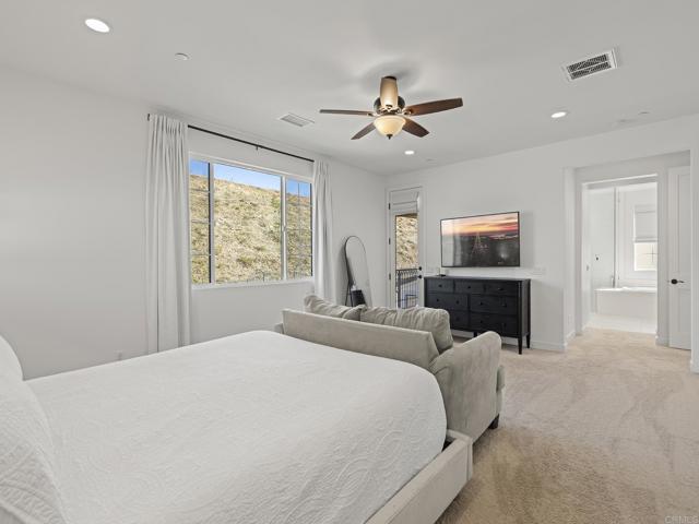 Detail Gallery Image 18 of 39 For 2971 Rue De Latour, Bonsall,  CA 92003 - 4 Beds | 3/1 Baths