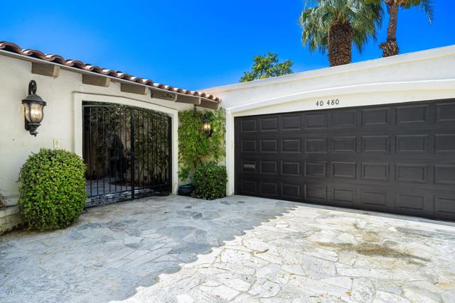 40480 Via Entrada, Rancho Mirage CA: https://media.crmls.org/mediaz/f7a6c597-b448-43f6-909a-4d2fd33fbafa.jpg