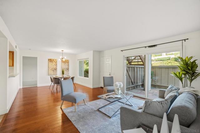 4040 Porte La Paz, San Diego CA: https://media.crmls.org/mediaz/f7a74a7a-d45d-4c14-9e5a-9ca94841af0c.jpg