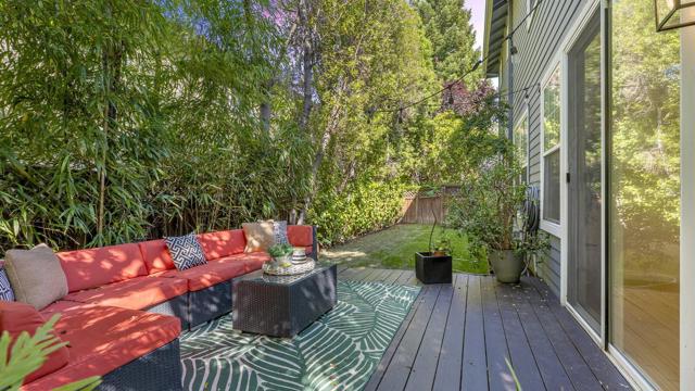 1550 Redwood Court, Mountain View CA: https://media.crmls.org/mediaz/f7a7cbeb-f74a-4ad2-8fe7-9d4d06e3b8e9.jpg