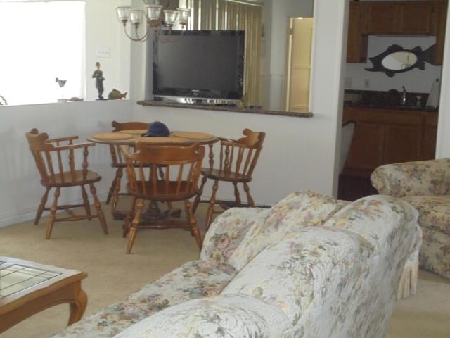 5682 Colorado River Road, Blythe CA: https://media.crmls.org/mediaz/f7aa6cc8-6180-4b1c-b7d0-2fdc5e76f892.jpg