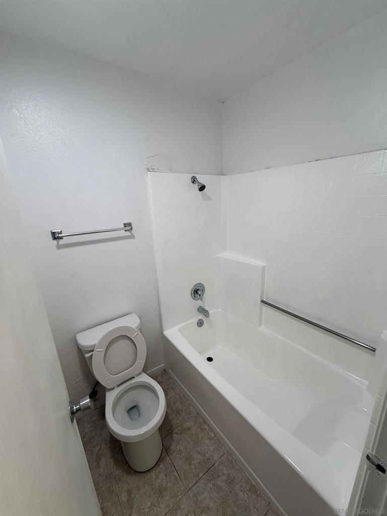 10369 Azuaga St - photo 14