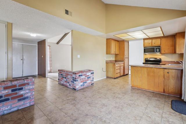 Detail Gallery Image 14 of 38 For 1420 Ocala Ct, Chula Vista,  CA 91911 - 4 Beds | 2 Baths