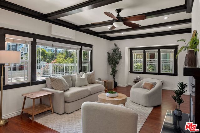 251 S Ardmore Avenue, Los Angeles CA: https://media.crmls.org/mediaz/f7acad76-a5ce-49e0-9533-b850604fed16.jpg