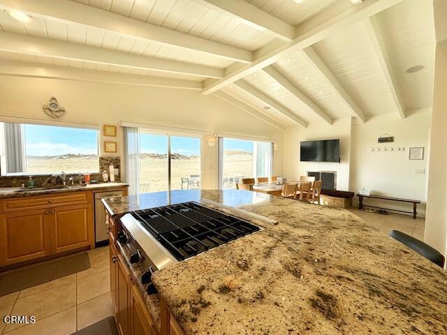 Detail Gallery Image 6 of 37 For 3321 Ocean Dr, Oxnard,  CA 93035 - 4 Beds | 5 Baths