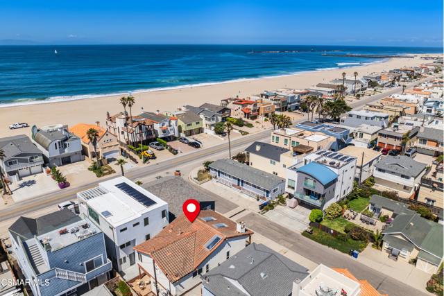 108 Pasadena Avenue, Oxnard CA: https://media.crmls.org/mediaz/f7b15ace-d9fa-454f-8072-a21223205eb1.jpg