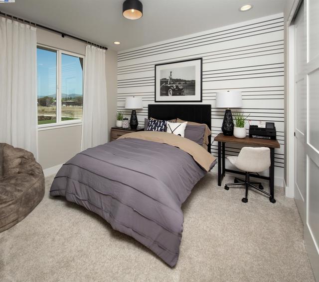 344 Waypoint Drive, Napa CA: https://media.crmls.org/mediaz/f7b1981d-3b5f-4369-a515-4c3cd752ecc5.jpg