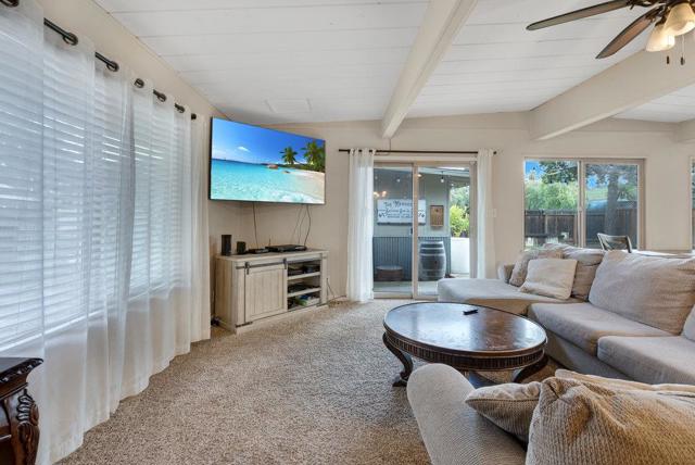 6881 F Street, Tres Pinos CA: https://media.crmls.org/mediaz/f7b3eaa9-6fb3-4d44-a42a-428856d2a57b.jpg