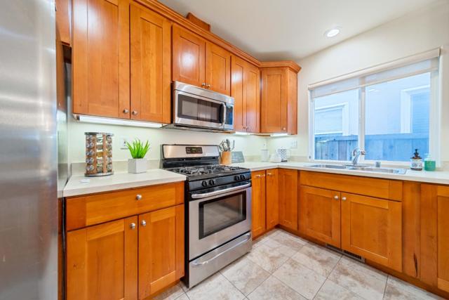 15691 Liberty Street, San Leandro CA: https://media.crmls.org/mediaz/f7b43683-2430-4ade-88be-6cc53589f12e.jpg